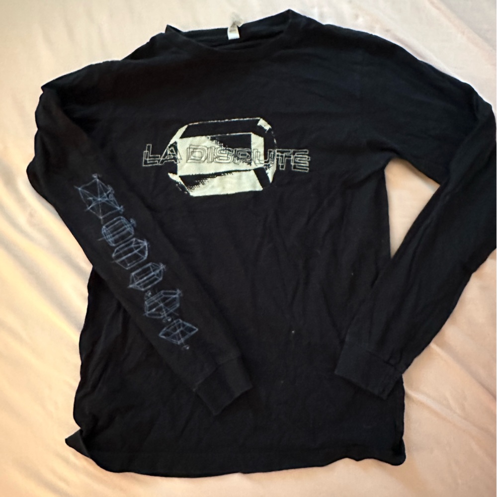 LA DISPUTE Panorama long sleeve shirt